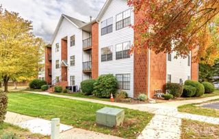 52 Boulder Drive, Edison, NJ 08817