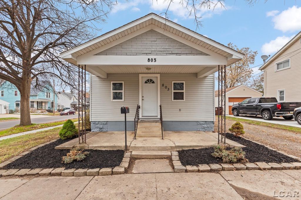 803 E Butler Street, Adrian, MI 49221