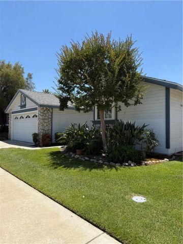 140 W Pioneer 170, Redlands, CA 92374