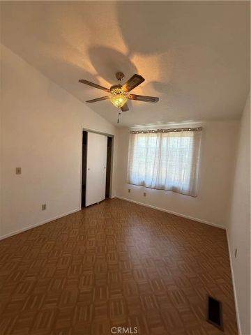 140 W Pioneer 170, Redlands, CA 92374