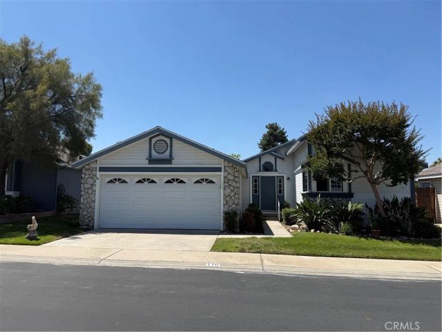 140 W Pioneer 170, Redlands, CA 92374
