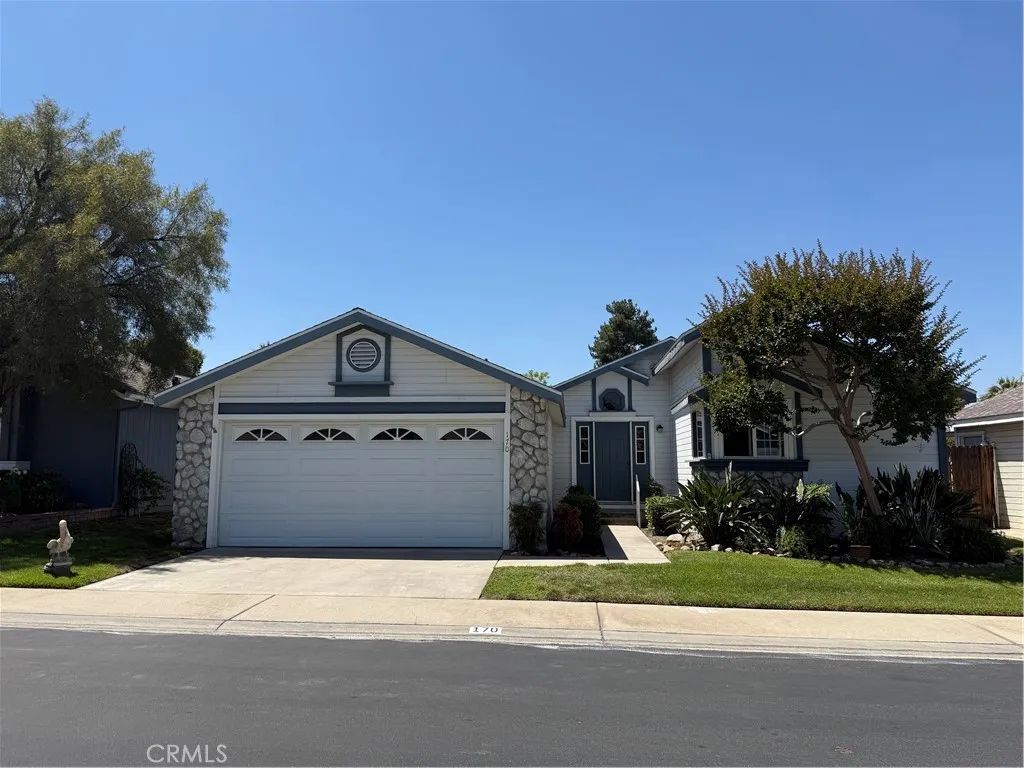 140 W Pioneer 170, Redlands, CA 92374