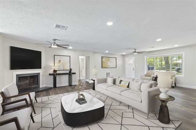 4125 Mary Ann Lane, Lake Charles, LA 70605