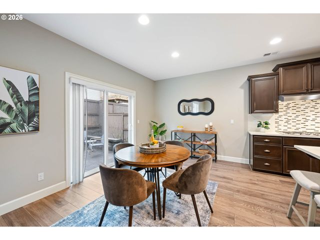 16992 Nw TRILLIUM St, Portland, OR 97229