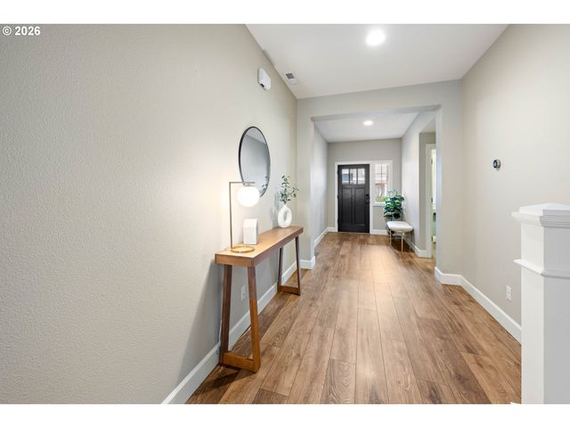 16992 Nw TRILLIUM St, Portland, OR 97229