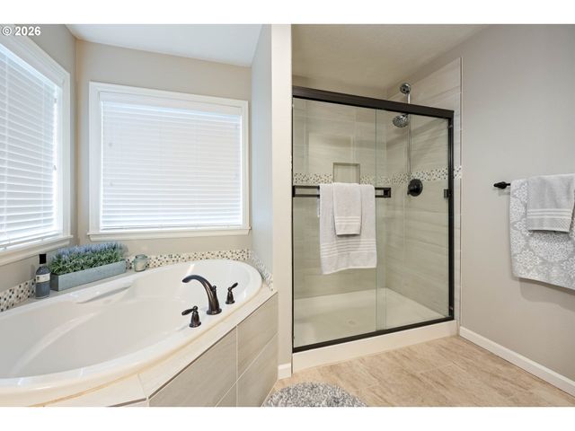 16992 Nw TRILLIUM St, Portland, OR 97229