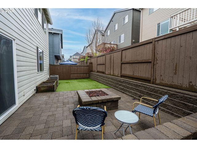 16992 Nw TRILLIUM St, Portland, OR 97229