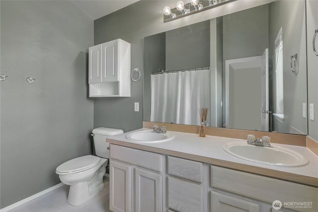 21646 SE 239th Place, Maple Valley, WA 98038