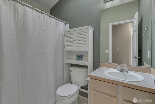 21646 SE 239th Place, Maple Valley, WA 98038