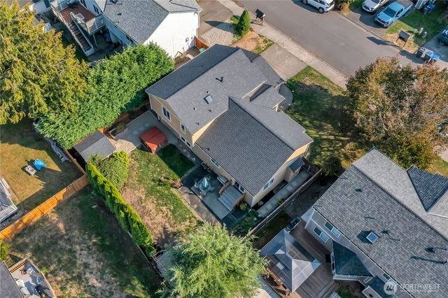 21646 SE 239th Place, Maple Valley, WA 98038