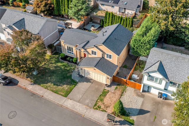 21646 SE 239th Place, Maple Valley, WA 98038