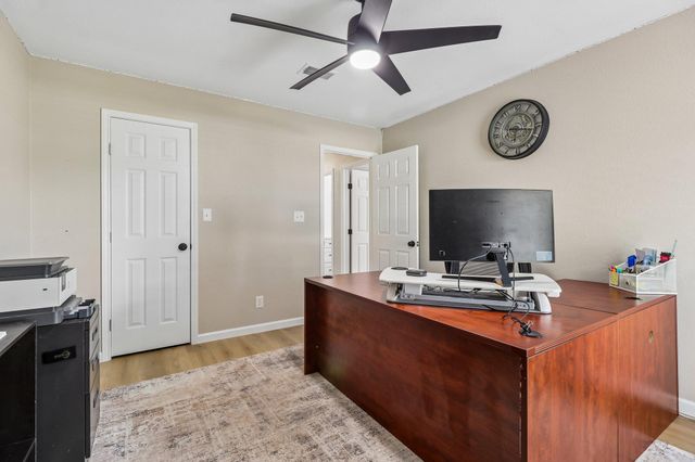 1705 Creek Bend CIR, Round Rock, TX 78681