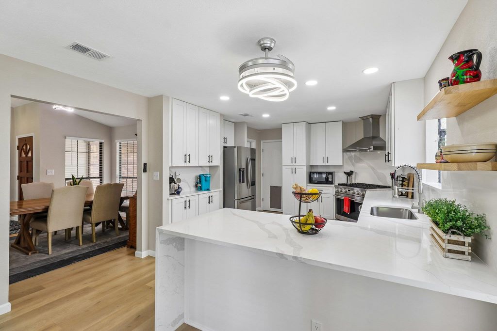 1705 Creek Bend CIR, Round Rock, TX 78681