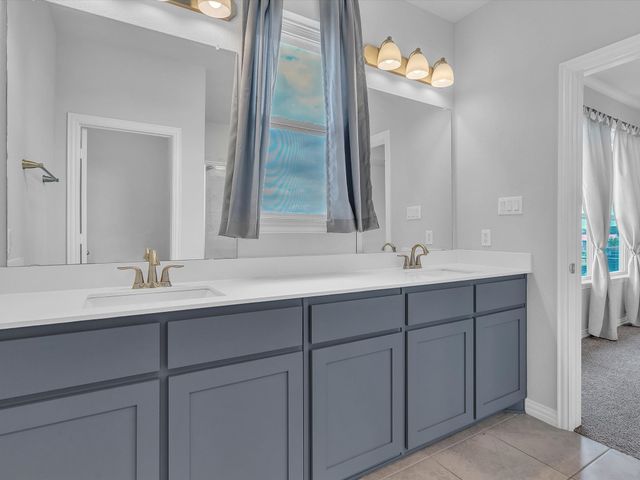 1013 Northern Oaks Court, Springtown, TX 76082