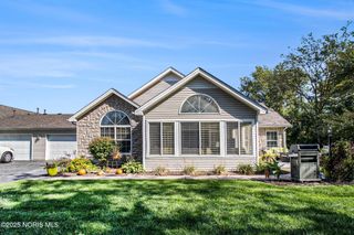 8367 Fossil Avenue, Sylvania, OH 43560