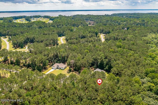 112 Chickory Lane, Minnesott Beach, NC 28510