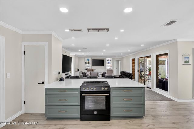 67163 E Diamondhead Drive, Diamondhead, MS 39525