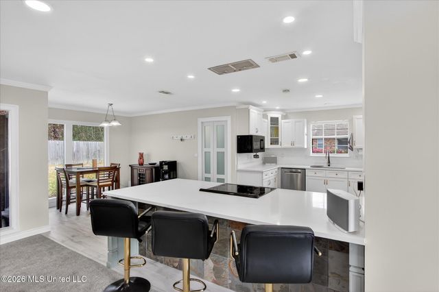 67163 E Diamondhead Drive, Diamondhead, MS 39525