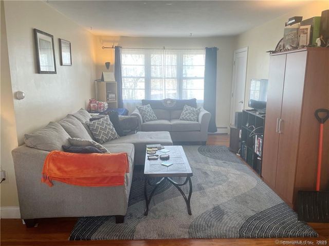 55 Oak Ridge Drive 60, New Haven, CT 06513