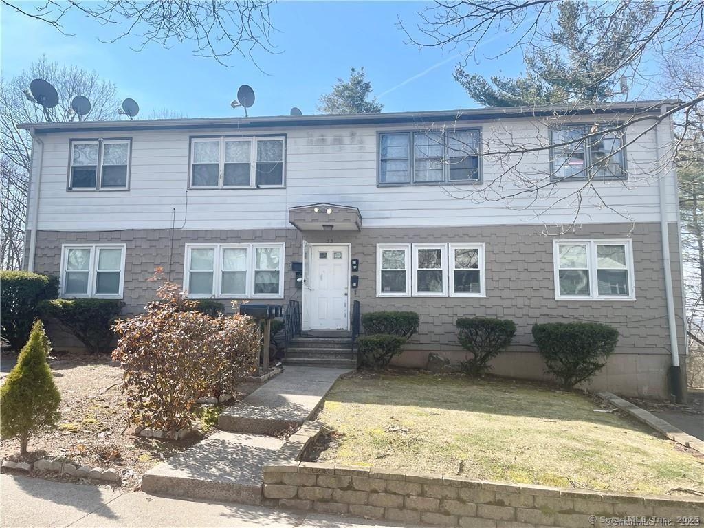 55 Oak Ridge Drive 60, New Haven, CT 06513