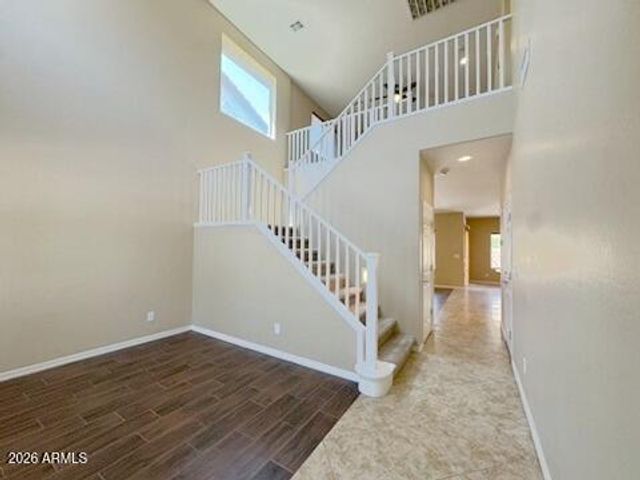 2526 W DESERT VISTA Trail, Phoenix, AZ 85085