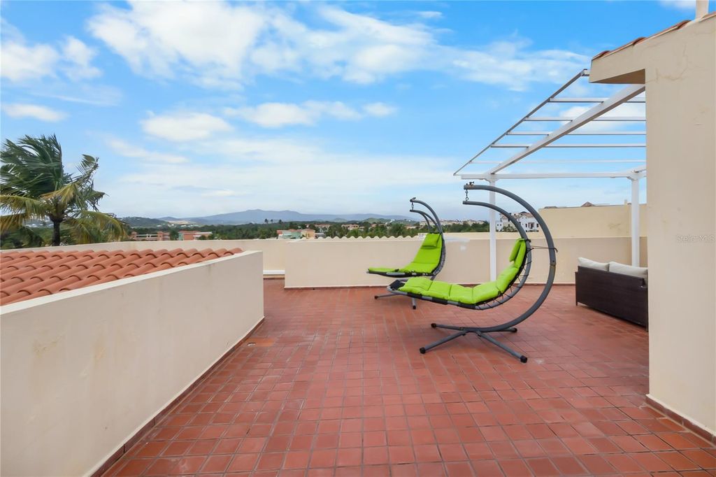 Image 20 of property listing at 190 CANDELERO DR 203, Humacao, PR 00791