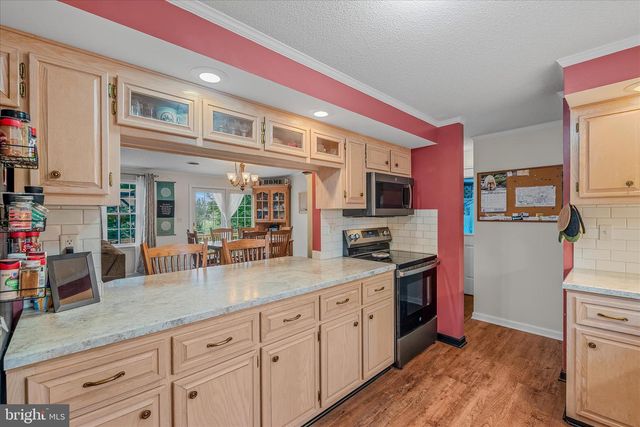 302 PRADO WAY, Berkeley Springs, WV 25411