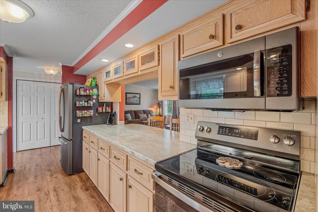 302 PRADO WAY, Berkeley Springs, WV 25411