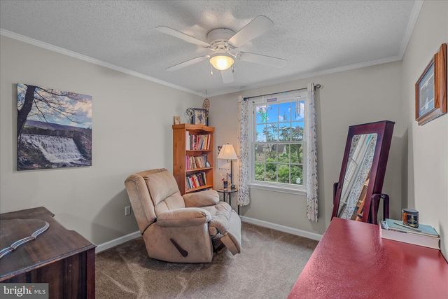 302 PRADO WAY, Berkeley Springs, WV 25411