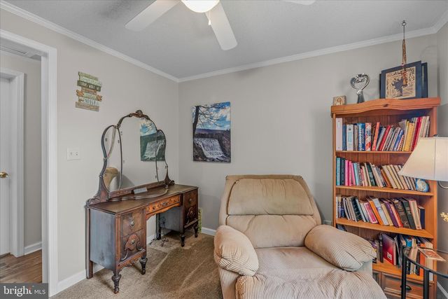 302 PRADO WAY, Berkeley Springs, WV 25411