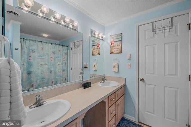 302 PRADO WAY, Berkeley Springs, WV 25411