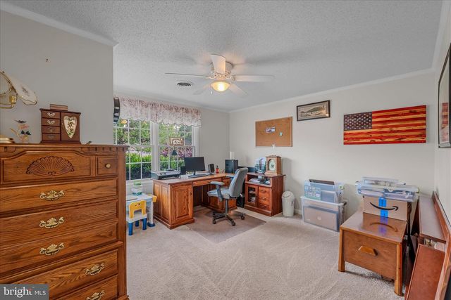 302 PRADO WAY, Berkeley Springs, WV 25411
