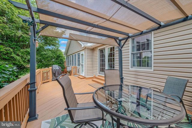 302 PRADO WAY, Berkeley Springs, WV 25411