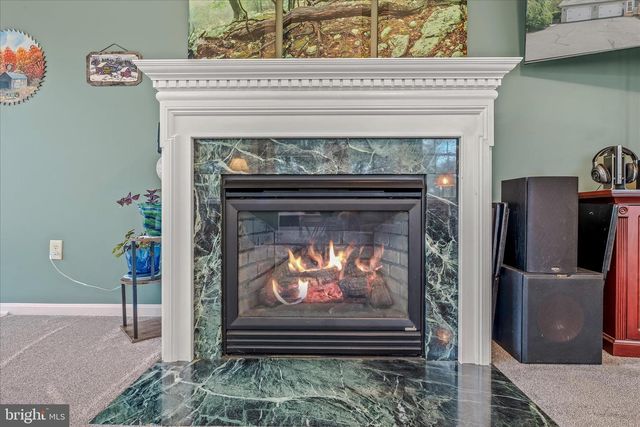 302 PRADO WAY, Berkeley Springs, WV 25411