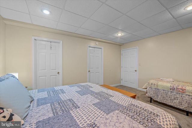 302 PRADO WAY, Berkeley Springs, WV 25411