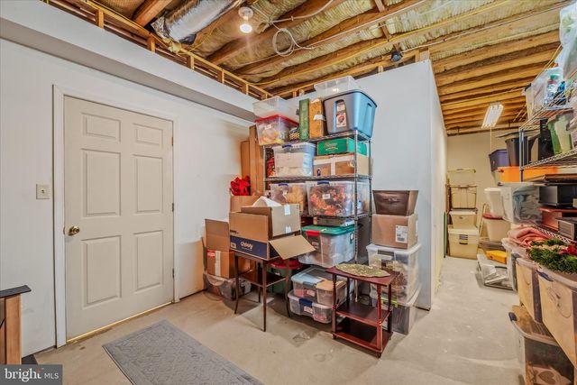 302 PRADO WAY, Berkeley Springs, WV 25411