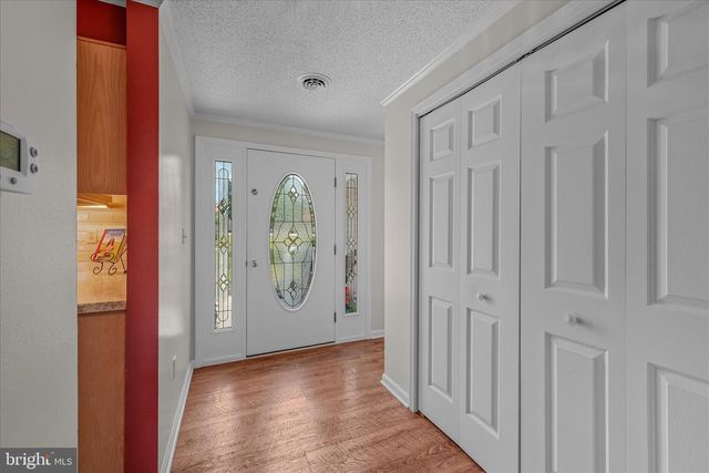 302 PRADO WAY, Berkeley Springs, WV 25411