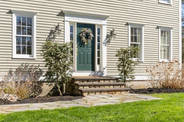 31 Fifers Ln, Boxborough, MA 01719