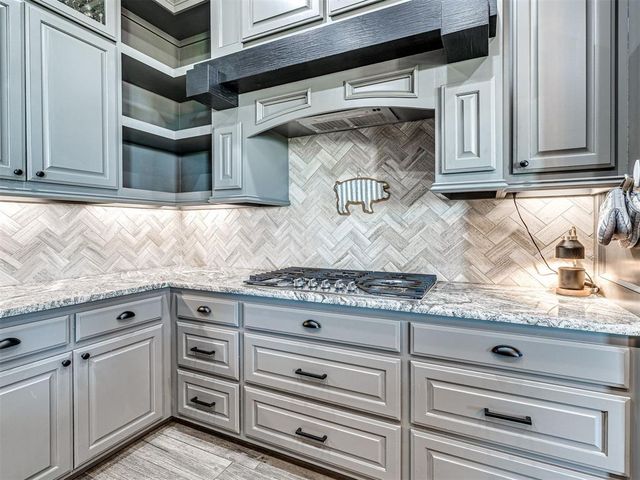 6928 S Evans Road, El Reno, OK 73036