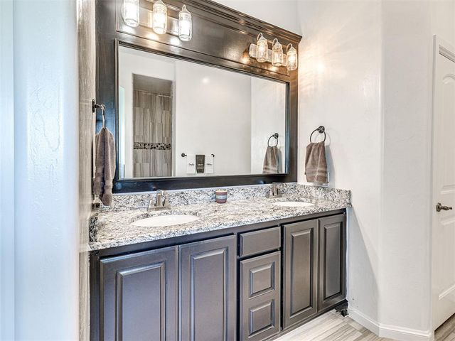 6928 S Evans Road, El Reno, OK 73036