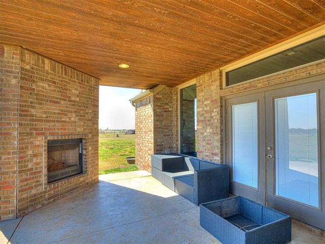 6928 S Evans Road, El Reno, OK 73036