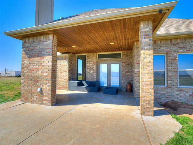 6928 S Evans Road, El Reno, OK 73036