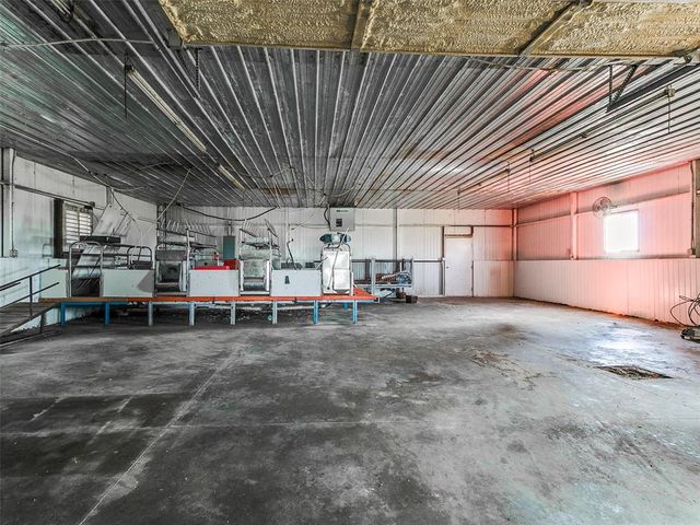 6928 S Evans Road, El Reno, OK 73036