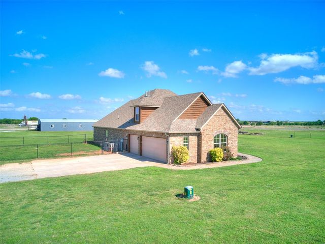 6928 S Evans Road, El Reno, OK 73036