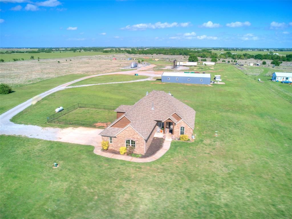6928 S Evans Road, El Reno, OK 73036