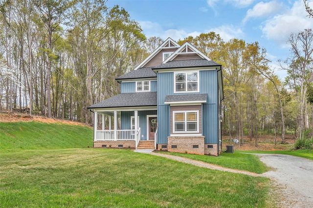 318 Dancing Water Drive, Chesnee, SC 29323