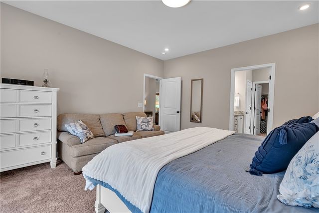 318 Dancing Water Drive, Chesnee, SC 29323