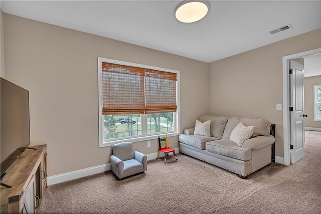 318 Dancing Water Drive, Chesnee, SC 29323