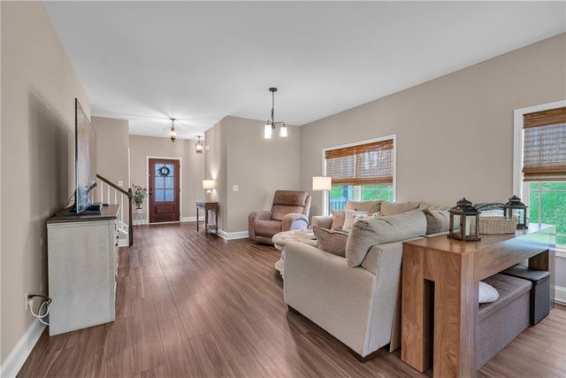 318 Dancing Water Drive, Chesnee, SC 29323
