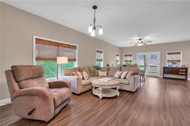318 Dancing Water Drive, Chesnee, SC 29323